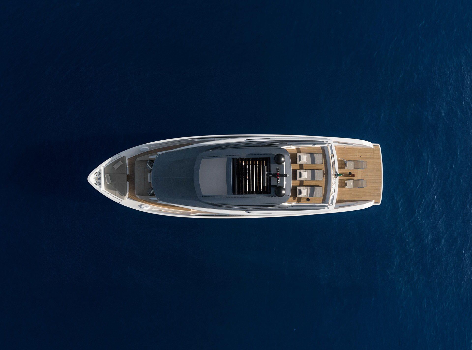 seaページ 2025 77 11 Sanlorenzo SX76